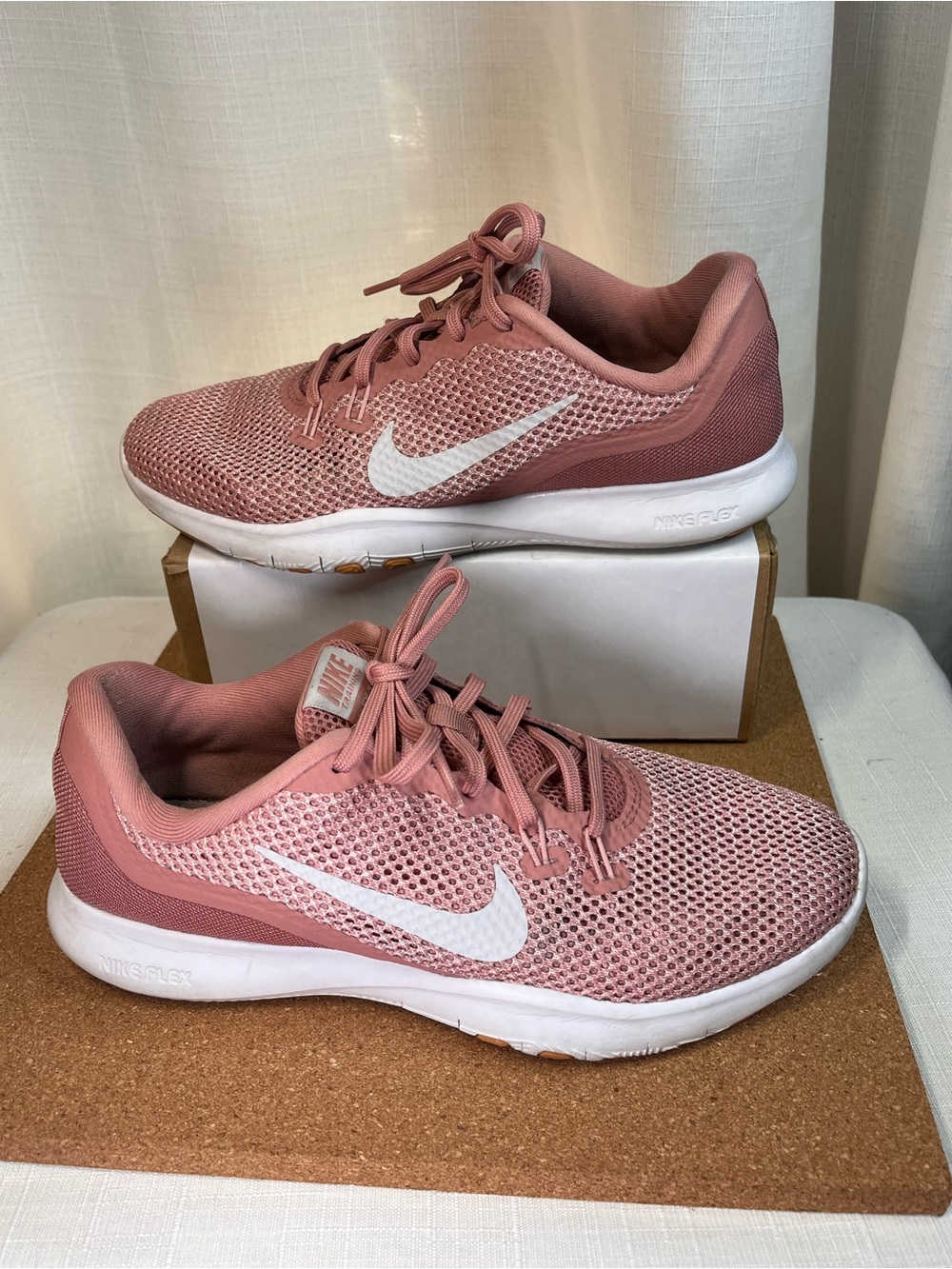 Nike Flex Trainer 7 Women’s 7.5 Pink Mesh Training Sneakers